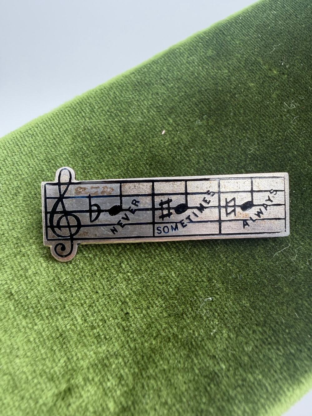 Vintage Music Note Pin Sterling Silver 1.5in brooch